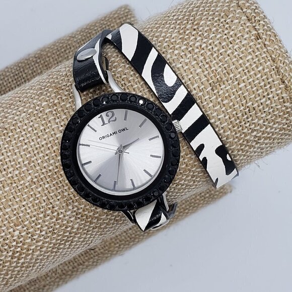 Origami Owl Wrap Leather Bracelet Watch Swarovski - Picture 1 of 2